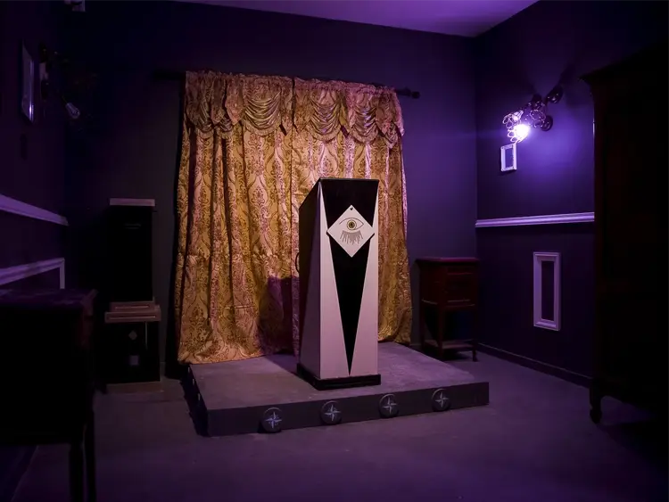 Escape game Les Illusionnistes conçu par Les Francs Limiers pour Illusion Escape à Charleville-Mézières